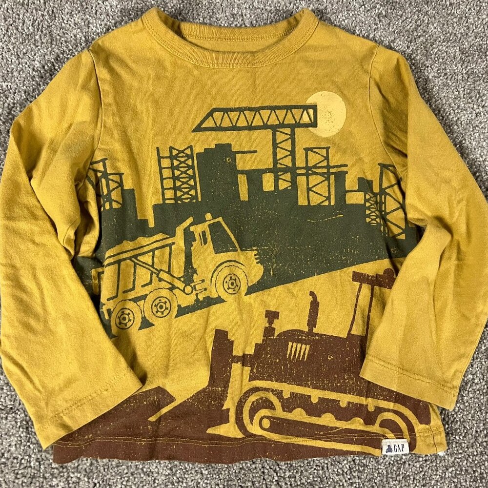 GapKids Construction Site Longsleeve tee 4T